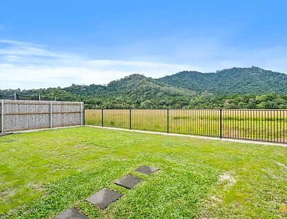 9 Pebble Cove, Redlynch, QLD 4870, 4 ਕਮਰੇ, 2 ਬਾਥਰੂਮ, House