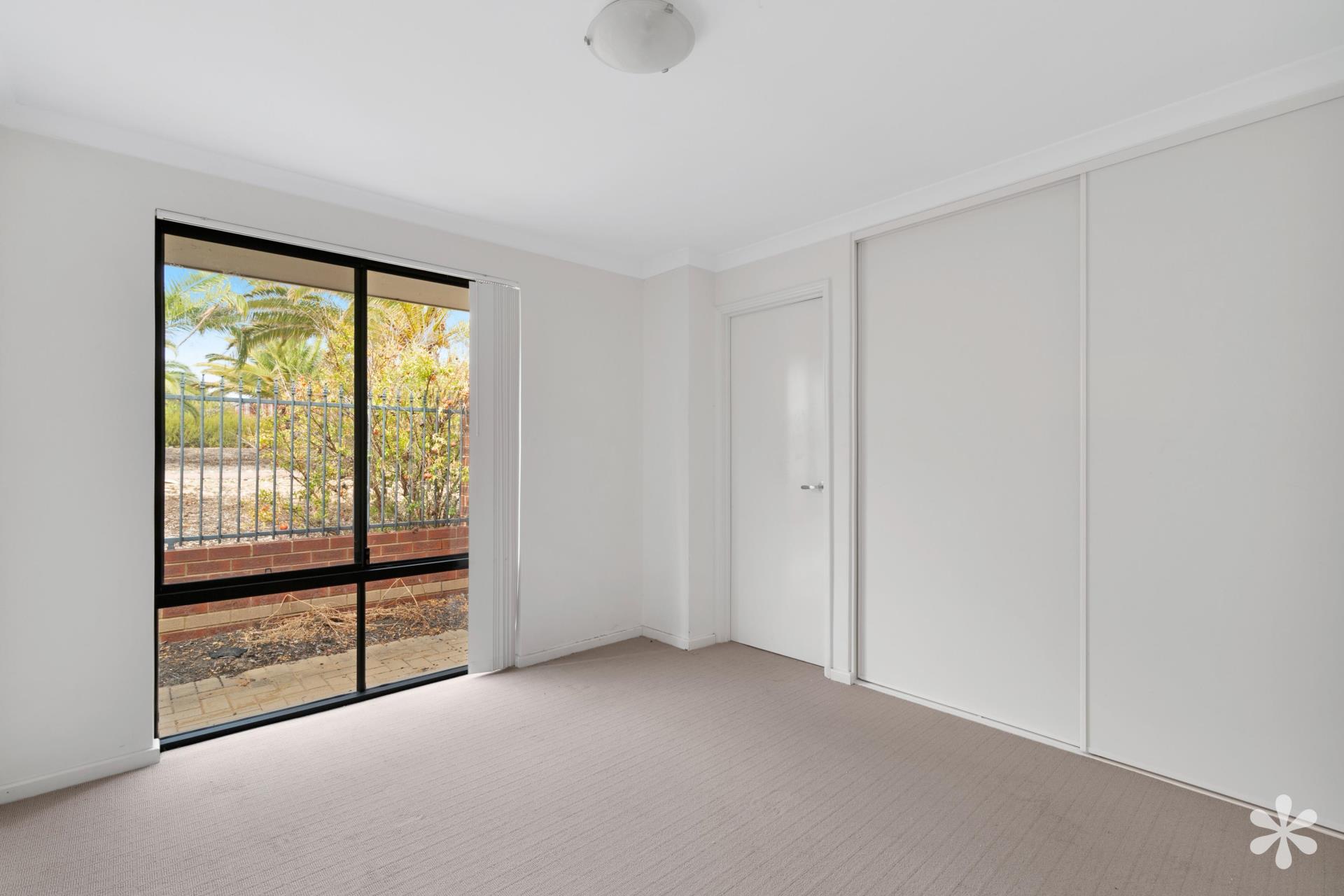 UNIT 2 67 WEST CHURCHILL AV, LAKE COOGEE WA 6166, 0房, 0浴, House