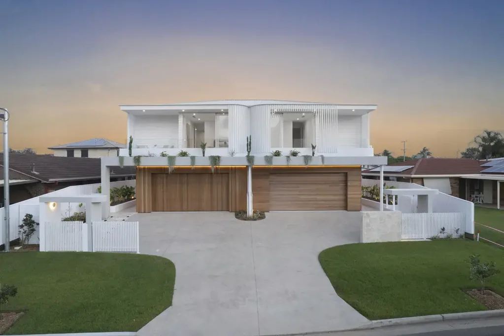 1/37 Oomoo Street, Buddina, QLD 4575