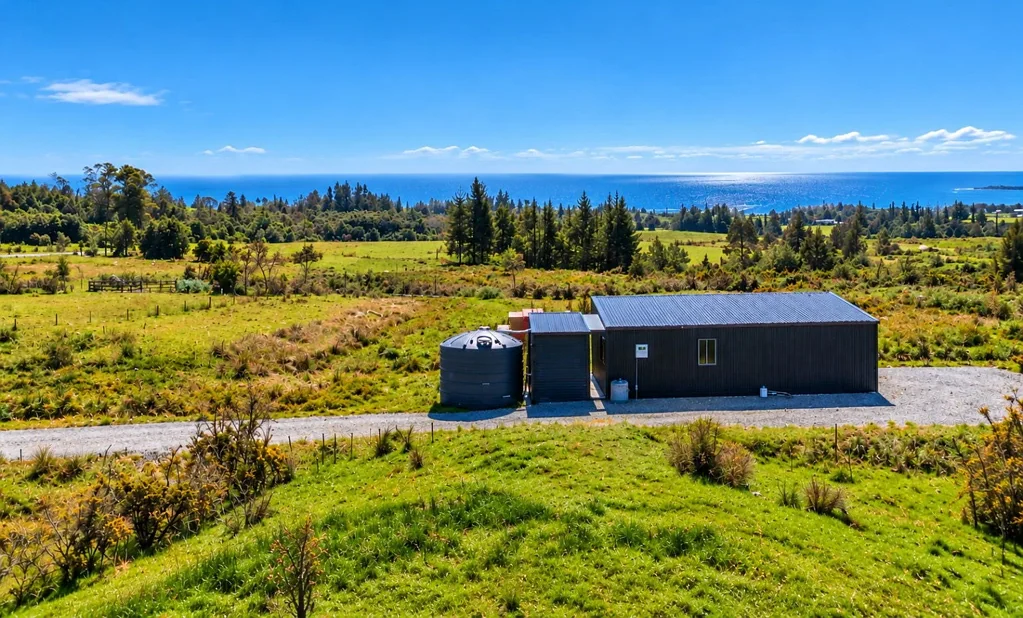 Westport Land, shed, services & motivated vendors
