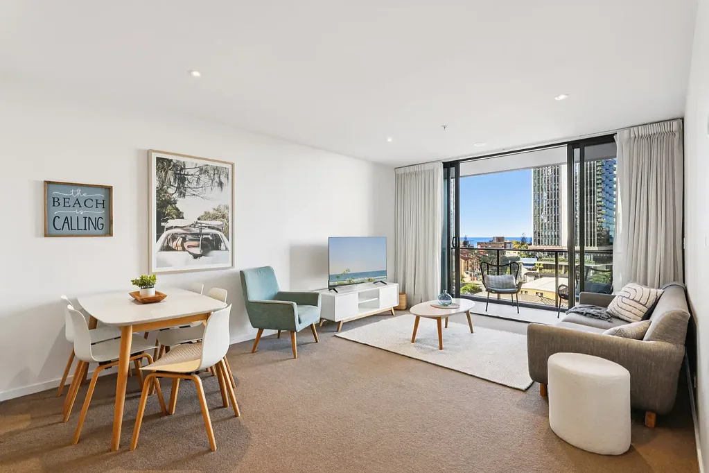 704/2663 Gold Coast Highway, Broadbeach, QLD 4218