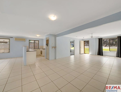 22 Flounder Crescent, Toolooa, QLD 4680, 4房, 2浴, 独立屋
