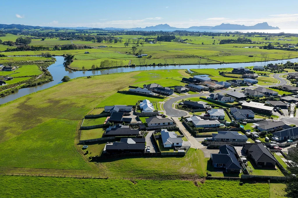 Waipu LIVING THE DReAM