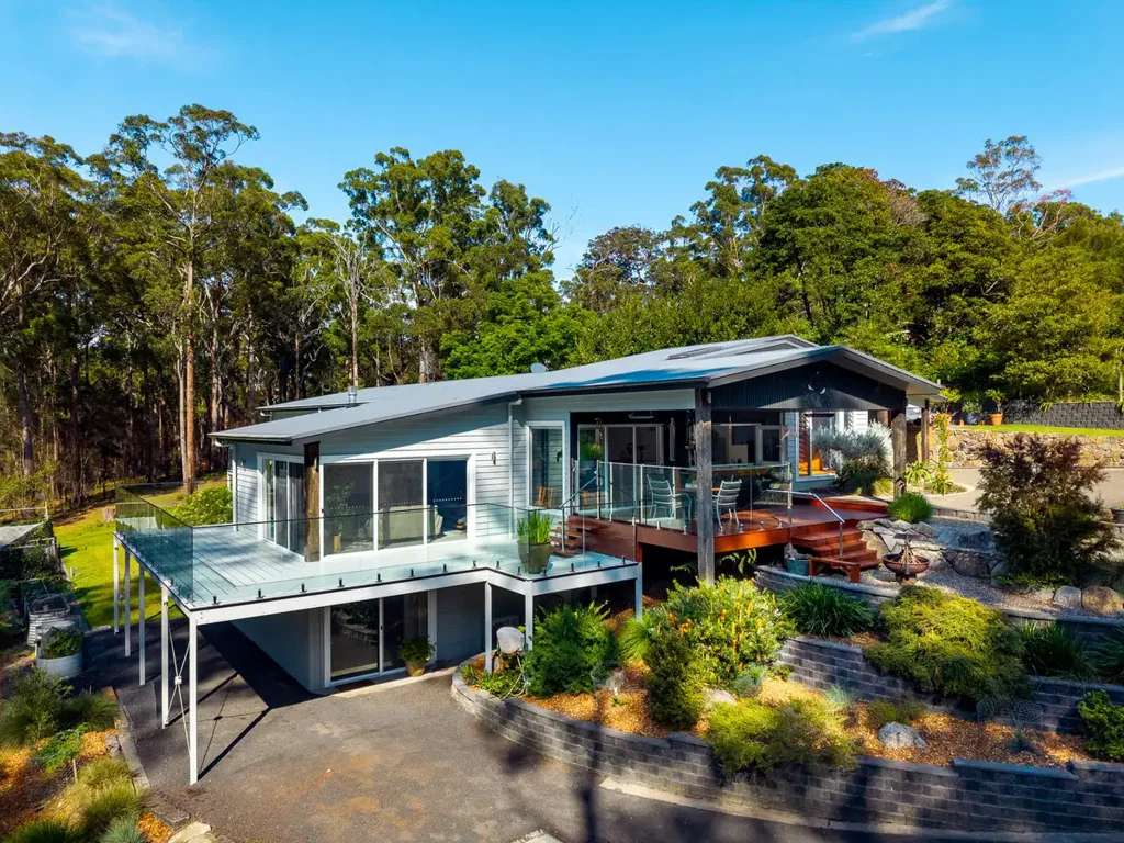 Tura Beach 4 Bedroom "Birdsong"