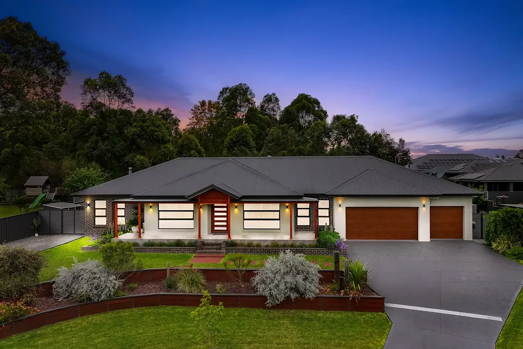 9 Tyrrell Place, The Oaks, NSW 2570
