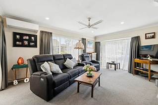 29 Broadhurst Road, Flat Bush, Manukau City