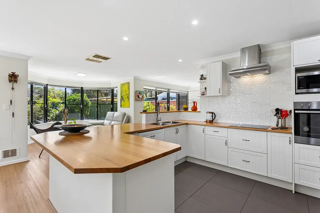 27 Little River Cove, Jane Brook, WA 6056