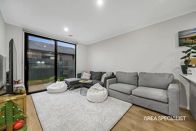 39 Inglewood Drive, Werribee, VIC 3030, 2房, 1浴, House