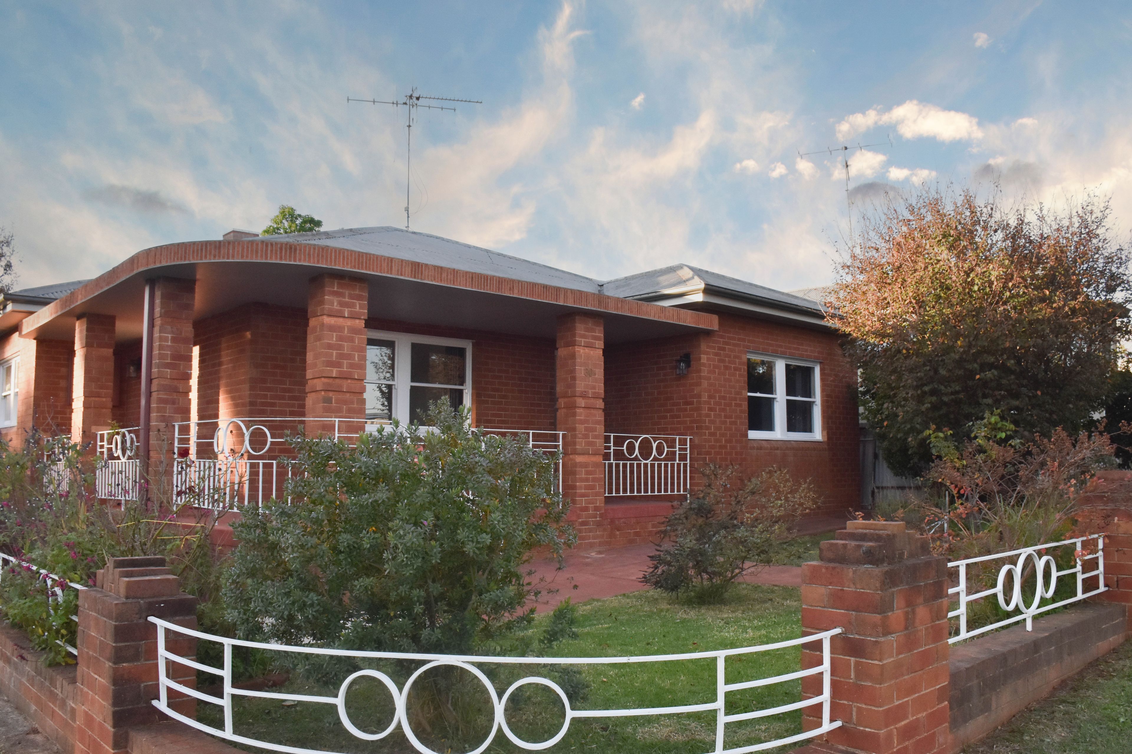 30A BUSHMAN ST, PARKES NSW 2870, 0 Kuwarto, 0 Banyo, House