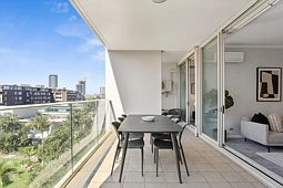 764/3 Baywater Drive, Wentworth Point