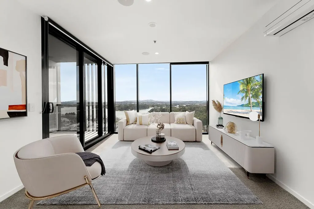 Stylish One-Bedroom Apartment with Uninterrupted Lake Views