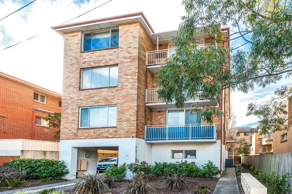 Modern 2 bedroom apartment with LUG