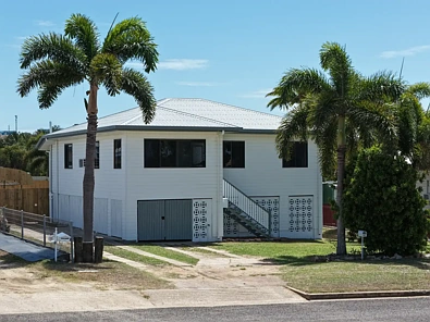 Bowen 3 Bedroom Renovated Highset Home on a Generous Allotment