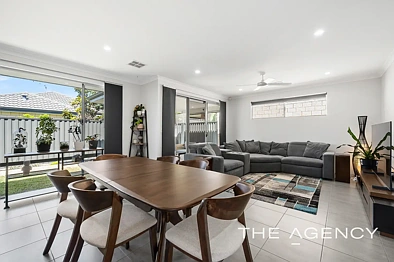 Silid Pahingahan - 5 Opal Way, Treeby, WA 6164