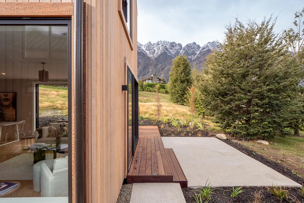 Jacks Point 3房  Architectural Luxury with Alpine Views