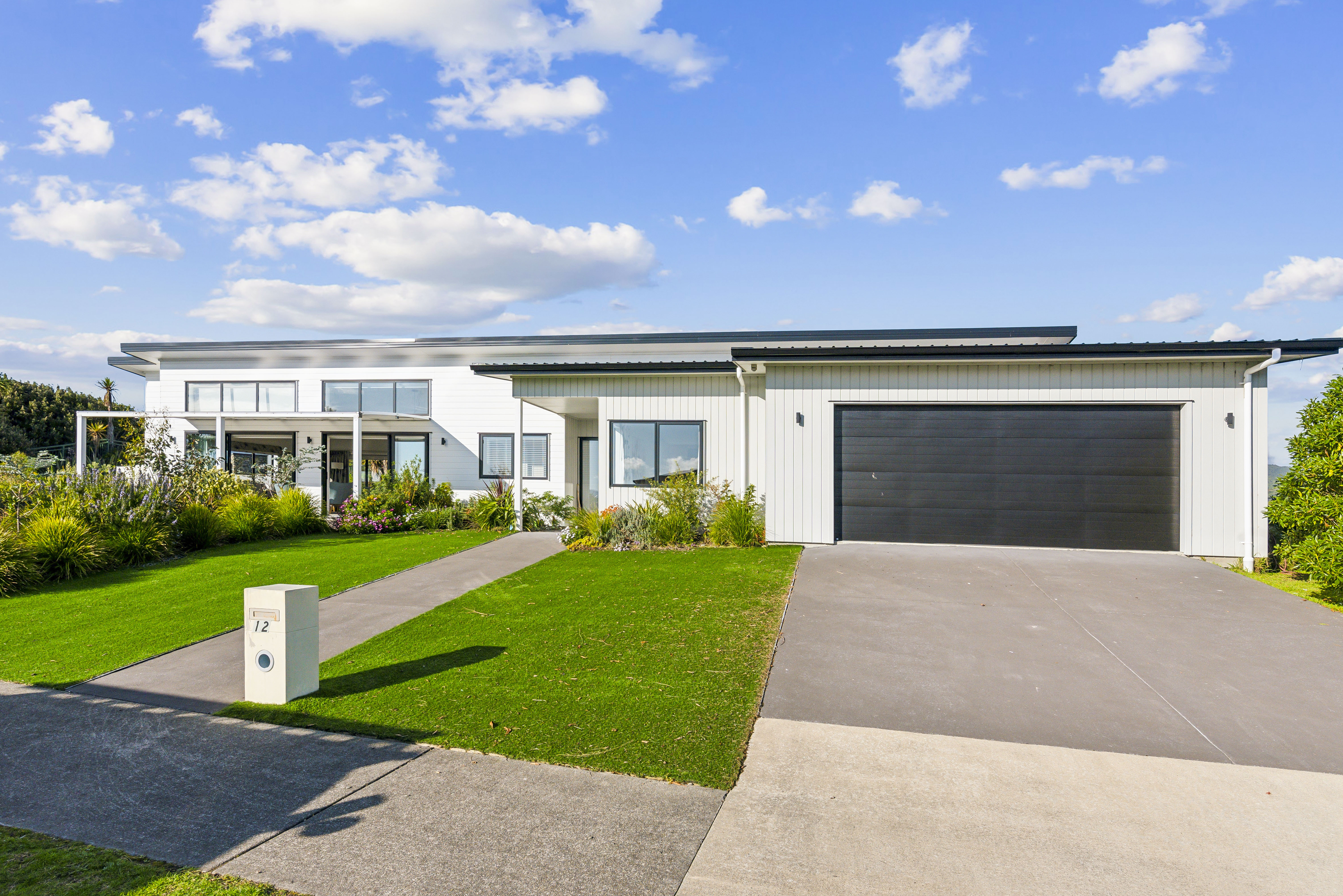 12 Takahe Drive, Paraparaumu Beach