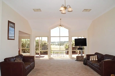 9R Debeaufort Drive, Dubbo, NSW 2830, 4房, 2浴, House