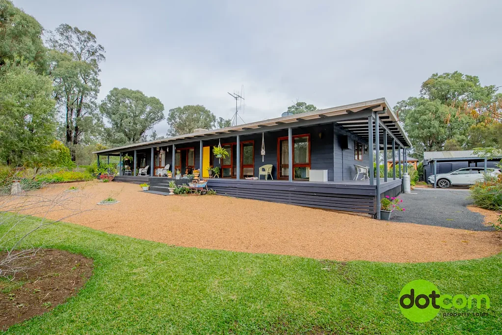 Dubbo 5 Bedroom Private Country Retreat – Your Dream Awaits