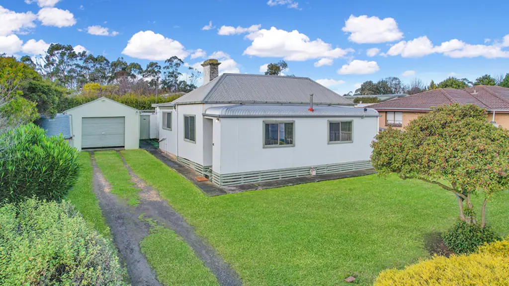 232 Hopkins Highway, Warrnambool, VIC 3280