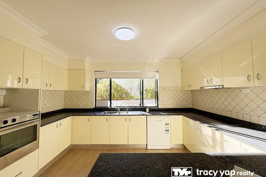 Spacious Modern Two-Bedroom Apartment with Huge Courtyard