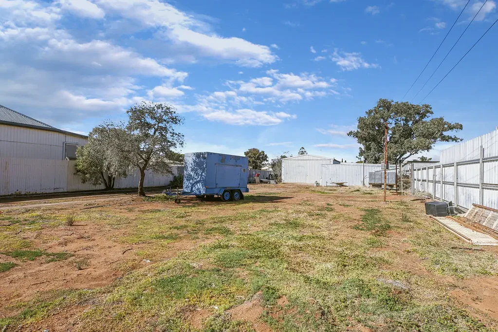 Broken Hill SHED & LAND