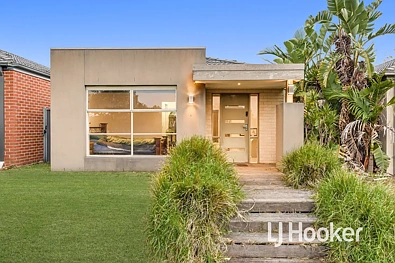 Cranbourne North 3 Bedroom SALE ON HOLD - Lifestyle living in a peaceful parkland pocket