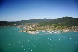 19-29 Seaview Drive, Airlie Beach