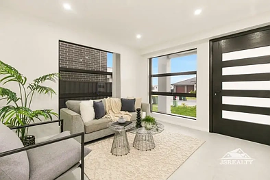 5B Multan Street, Riverstone, NSW 2765, 5房, 3浴, Apartment