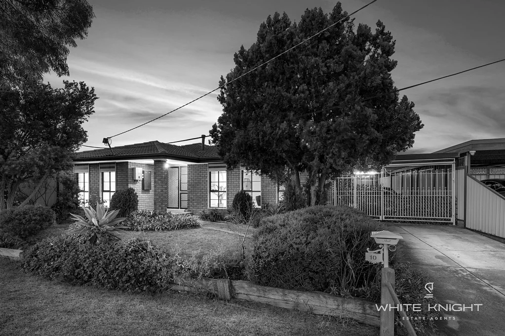 10 Falcon Walk, Kings Park, VIC 3021