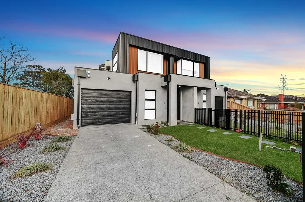 Keilor East 4 Slaapkamer A Statement of Contemporary Luxury and Comfort
