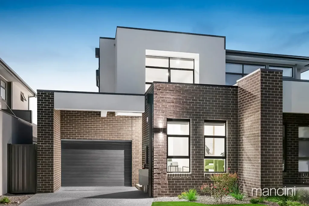 Altona 4部屋 A Spacious New Abode with a Serene Seaside Lifestyle