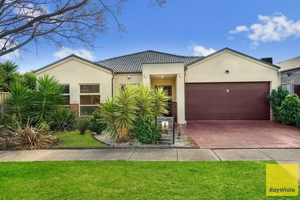 Exceptional Family Living in POINT COOK Location!