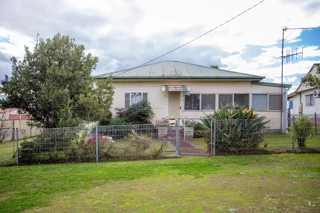 Wingham 3 Bedroom Packed with Potential!