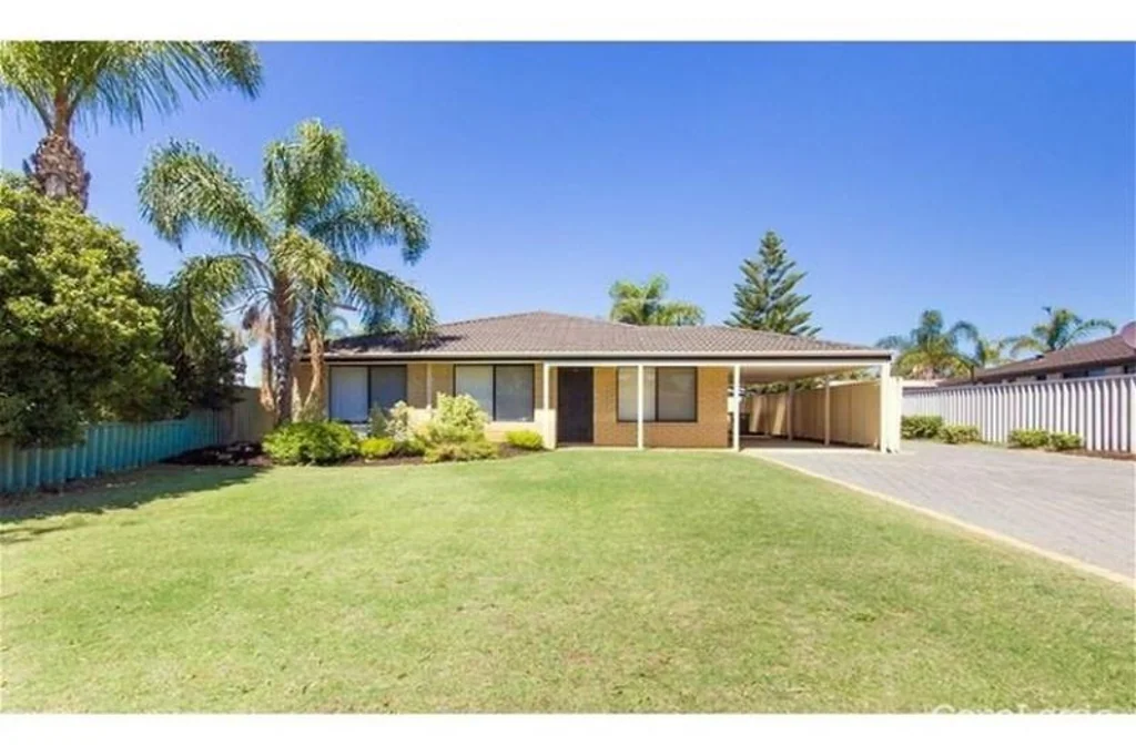 2/8 Kangaroo Paw Drive, Greenfields, WA 6210