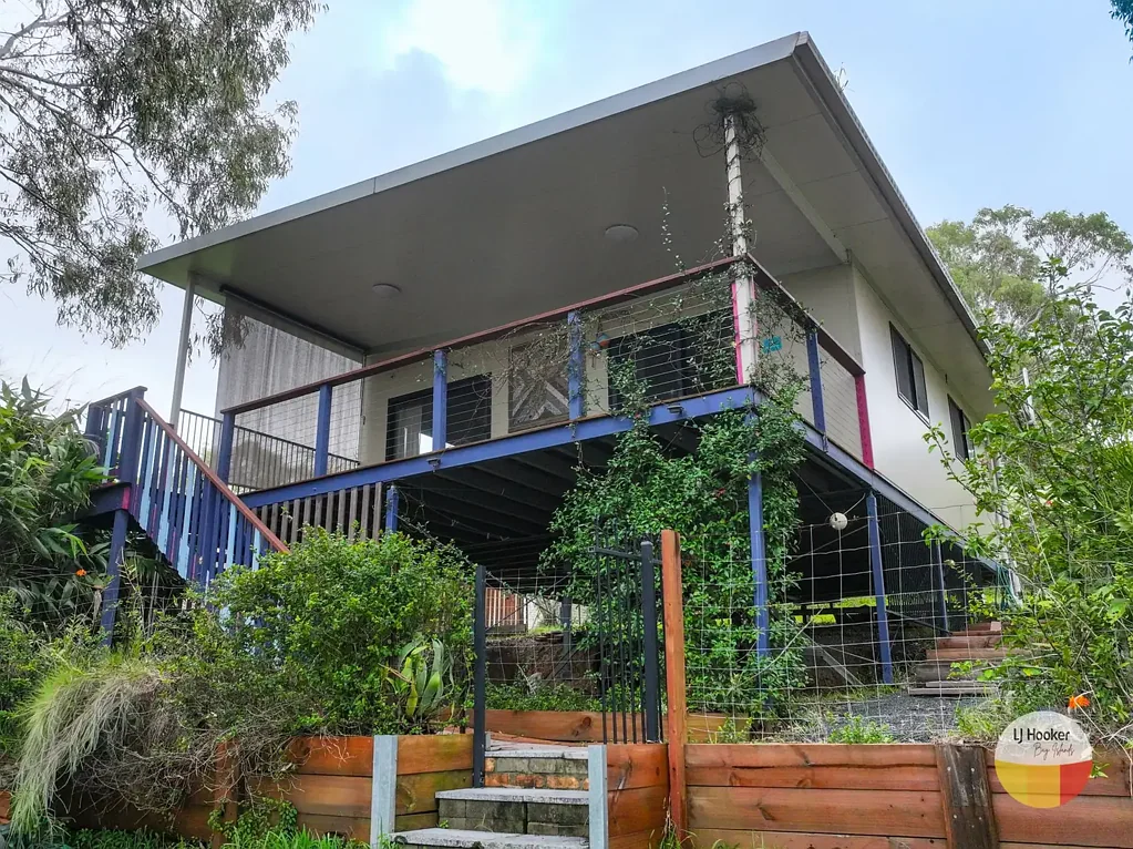 Russell Island 1ห้องนอน Water Views $479,000 Make Me An Offer
