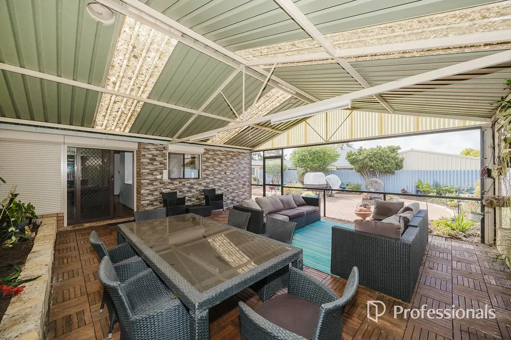 17B Shepway Place, Marangaroo, WA 6064