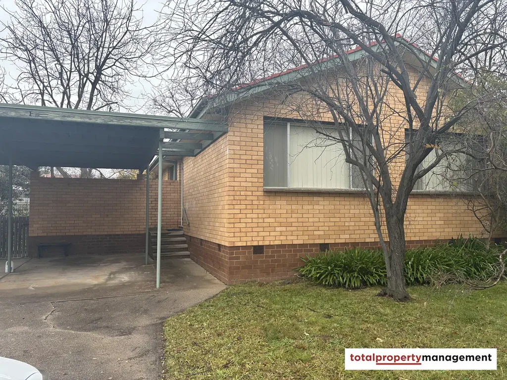 Spacious & Low-Maintenance 2-Bedroom Duplex in a Quiet Location
