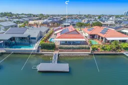 5 Cockleshell Court, Runaway Bay