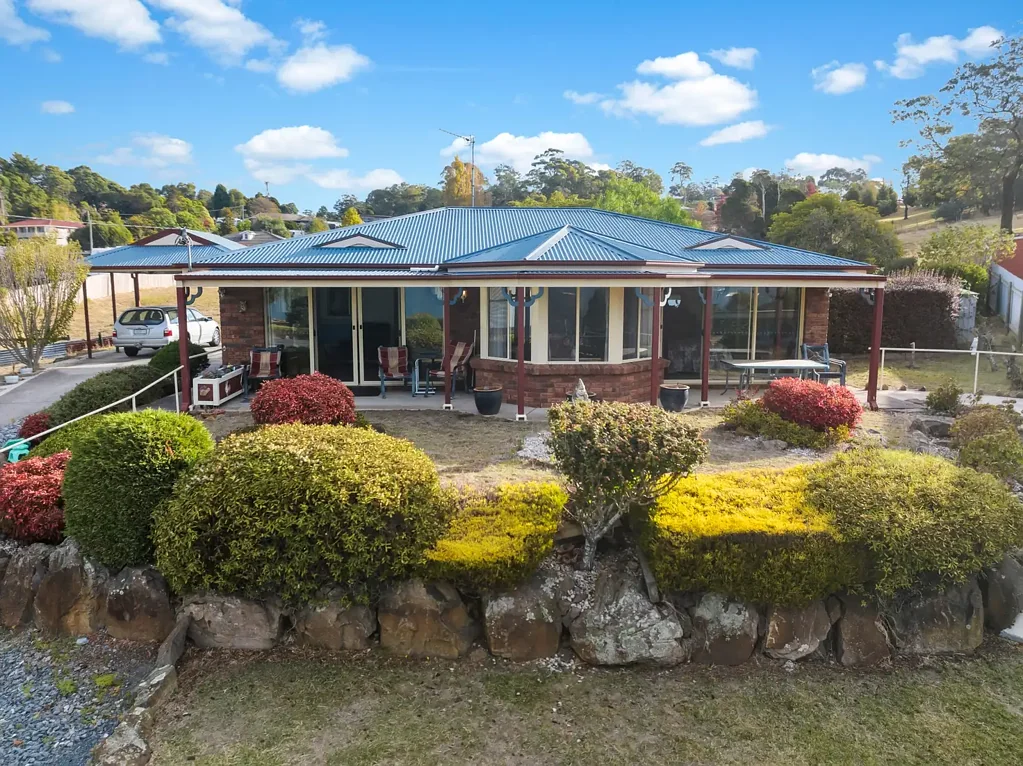 173 Gravelly Beach Road, Blackwall, TAS 7275