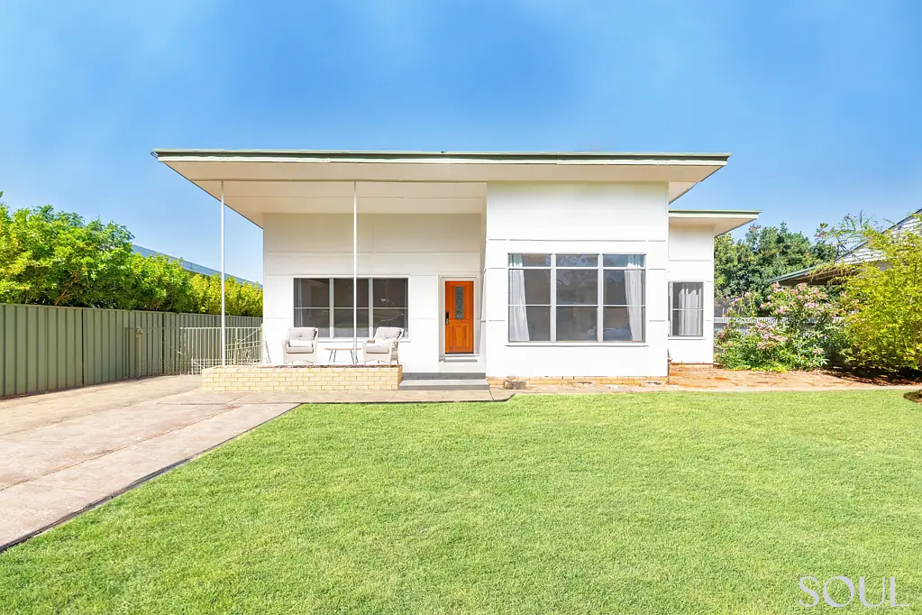26 Thomson Street, Griffith, NSW 2680