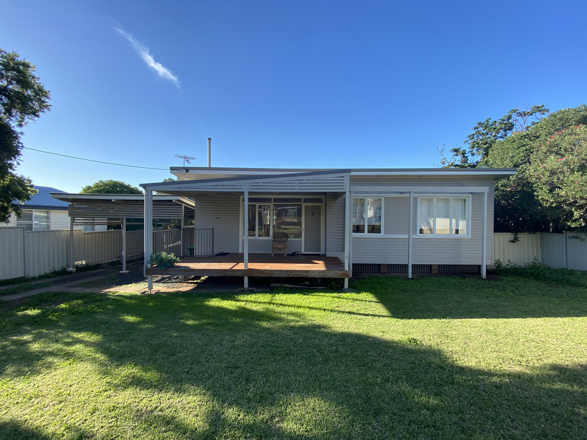 34 MARION ST, GUNNEDAH NSW 2380, 0房, 0浴, House