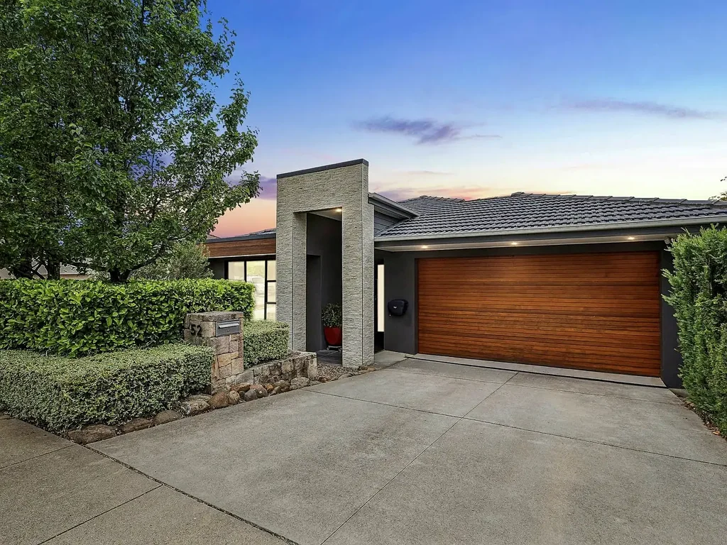 52 Cedar Street, Harrison, ACT 2914