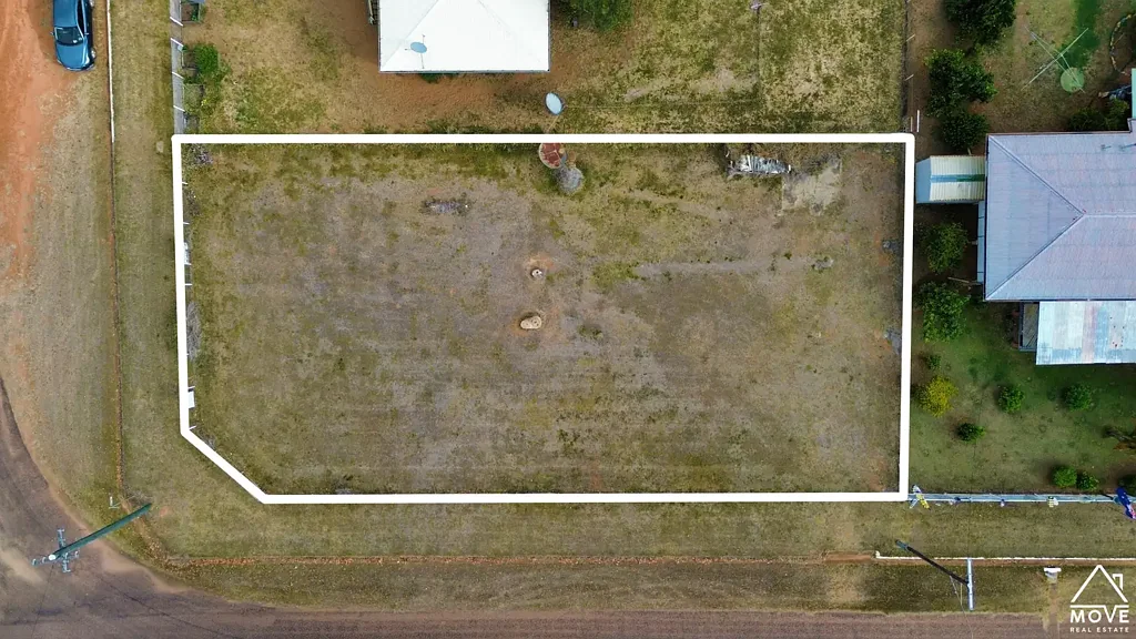 Pentland  Vacant Corner Block with Existing Septic Infrastructure