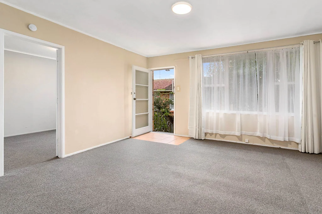 2 bedroom unit