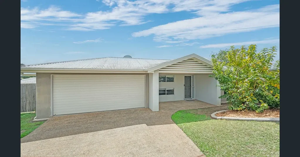 Secure it now! 4-Bedroom Home with Solar & Side Access