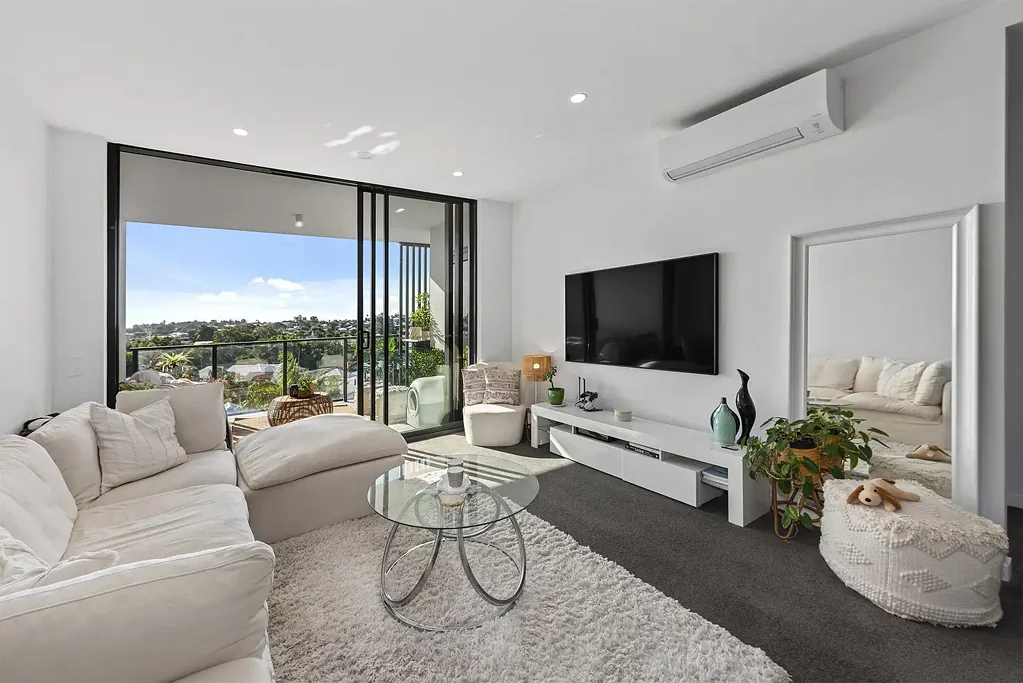 Wynnum 2침실 Bayside Living with 360° Rooftop Views | Prime Wynnum Location