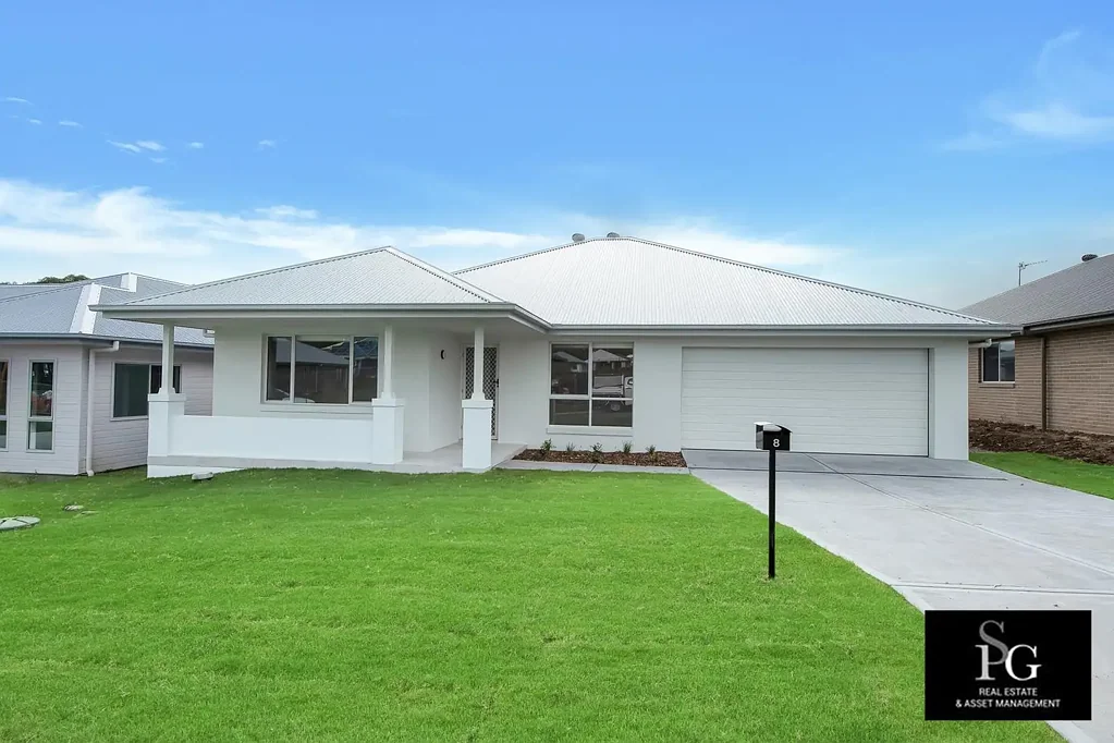 BRAND NEW LARGE PROPERTY AVAILABLE NOW