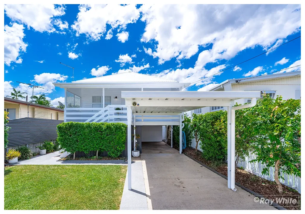27 Hogan Street, Park Avenue, QLD 4701