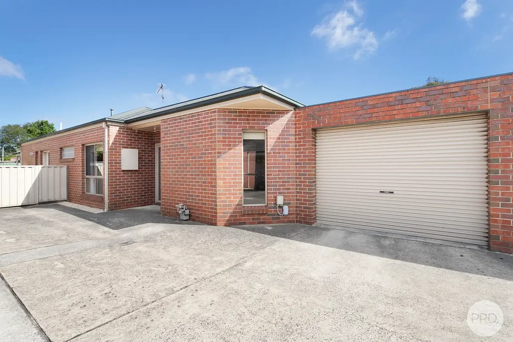2/510 Ascot Street South, Redan, VIC 3350