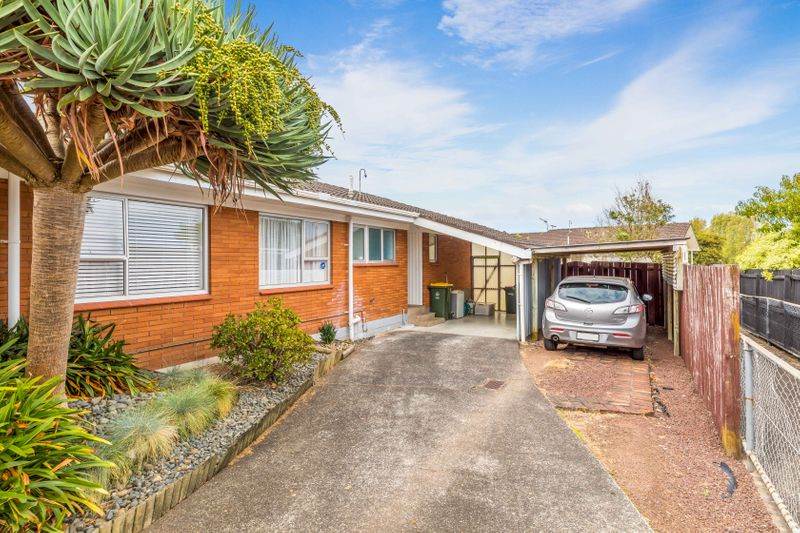 2/8 Liam Place, Half Moon Bay, Auckland - Manukau, 2 phòng ngủ, 1 phòng tắm